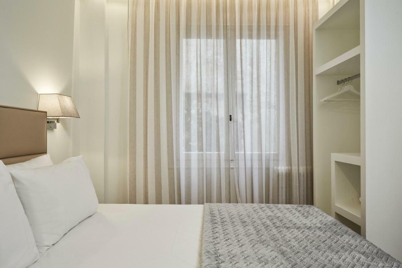 Cozy And Bright 2Bd Apartment In Kolonaki Athens Ngoại thất bức ảnh